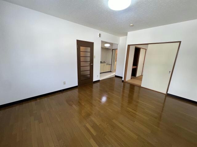 フラワーBOXの物件内観写真