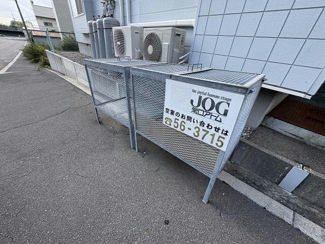 フラワーBOXの物件外観写真