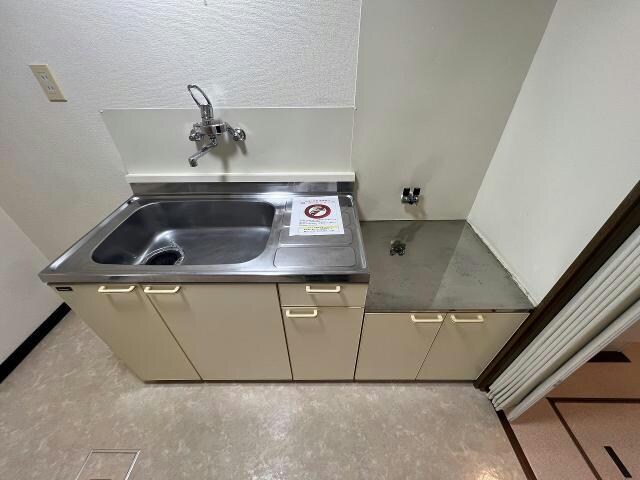 フラワーBOXの物件内観写真