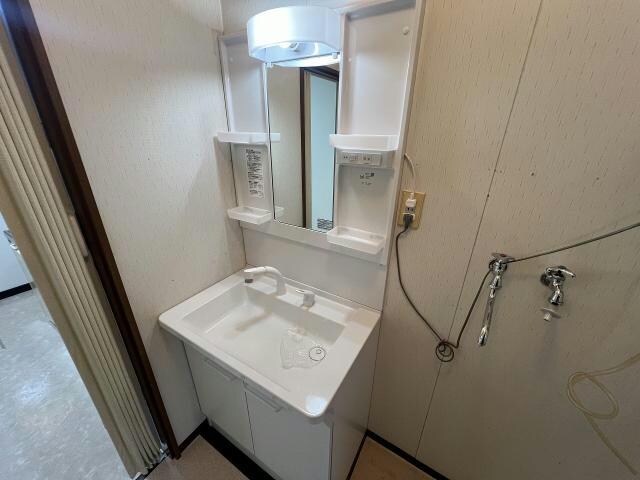 フラワーBOXの物件内観写真