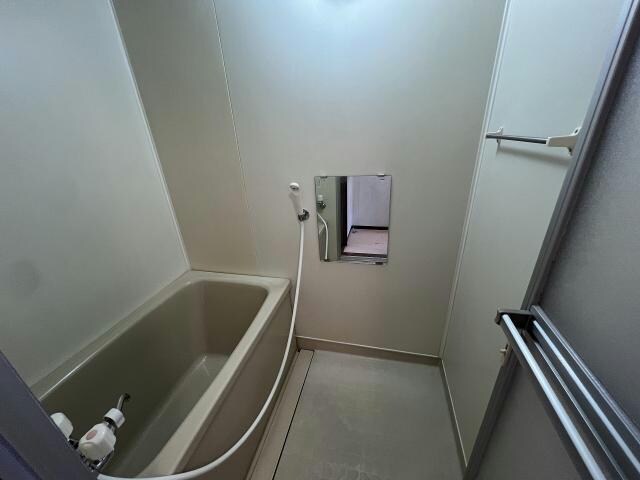 フラワーBOXの物件内観写真