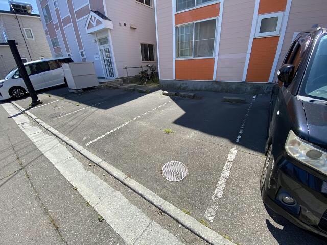 人見ハイツの物件外観写真