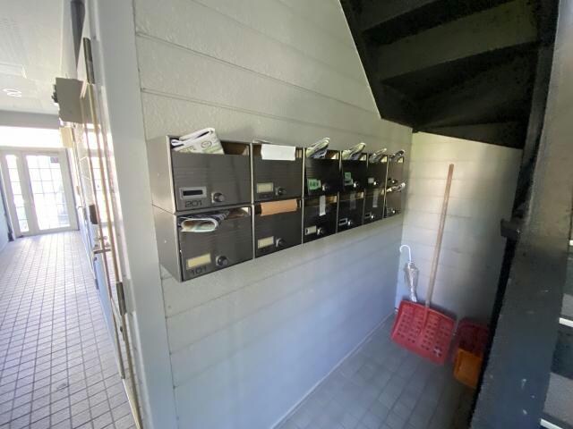 人見ハイツの物件外観写真