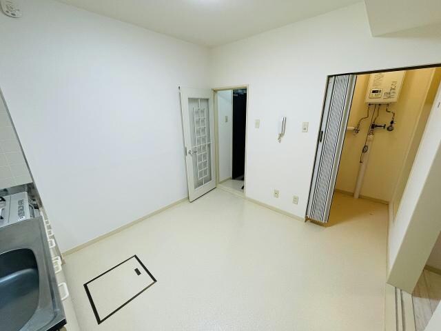 人見ハイツの物件内観写真