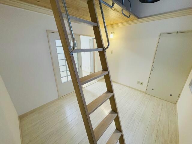 人見ハイツの物件内観写真