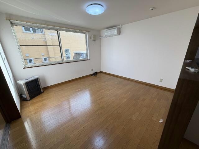 アーバンドムールの物件内観写真