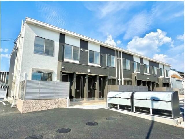 ドエル・カルミアの物件外観写真