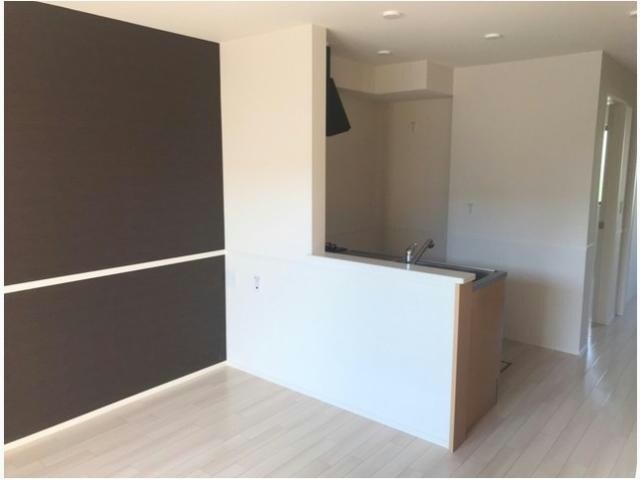 ドエル・カルミアの物件内観写真