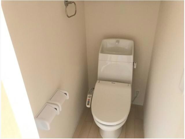 ドエル・カルミアの物件内観写真