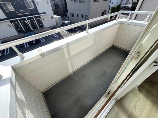 郡山駅 バス20分  郡山高校下車：停歩5分 2階の物件内観写真