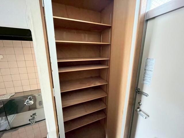 郡山駅 バス20分  郡山高校下車：停歩5分 2階の物件内観写真