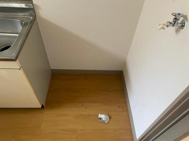 郡山駅 バス15分  鶴見坦交差点下車：停歩1分 1階の物件内観写真