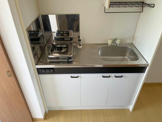 郡山駅 バス26分  土瓜下車：停歩3分 2階の物件内観写真