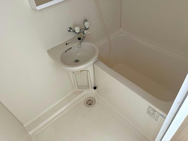 郡山駅 バス26分  土瓜下車：停歩3分 2階の物件内観写真