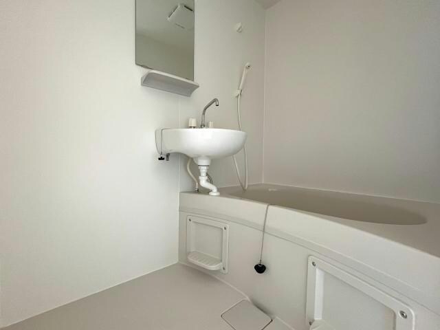 郡山駅 バス26分  土瓜下車：停歩3分 2階の物件内観写真