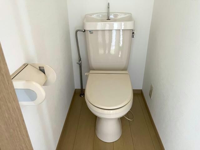 郡山駅 バス26分  土瓜下車：停歩3分 2階の物件内観写真