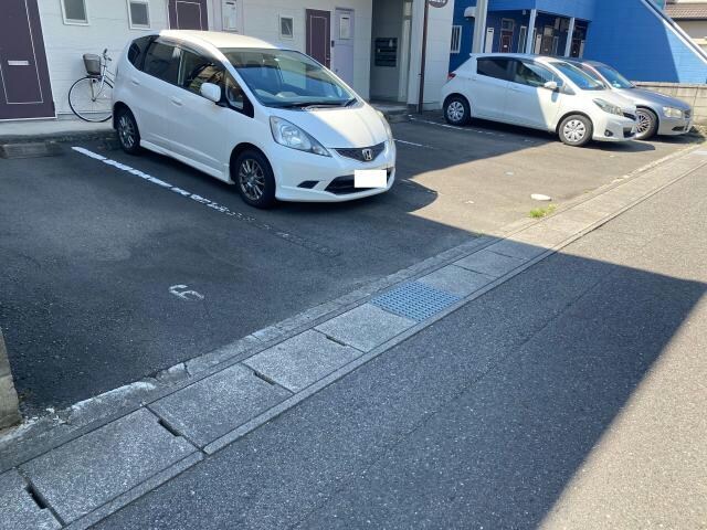 郡山駅 バス18分  台新東下車：停歩4分 1階の物件外観写真