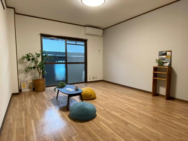 アカデミーの物件内観写真