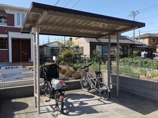 アプローズの物件外観写真