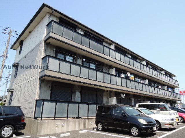 メゾンドォ渕谷Ａの物件外観写真