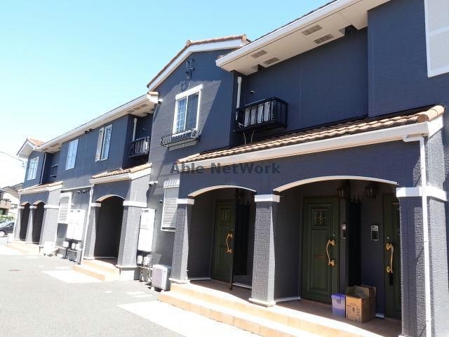 グローリアの物件外観写真