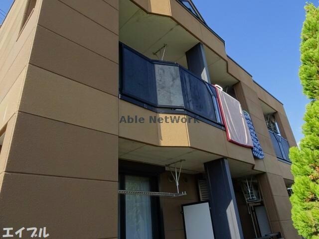 ウィングコートの物件外観写真