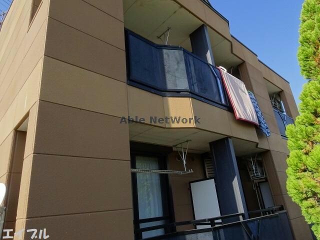 ウィングコートの物件外観写真