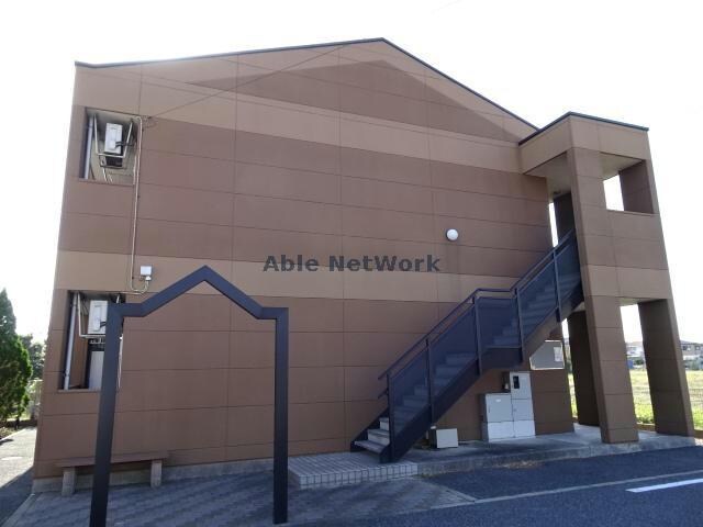 ウィングコートの物件外観写真