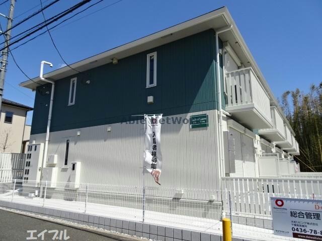 エオスパーラー影山の物件外観写真