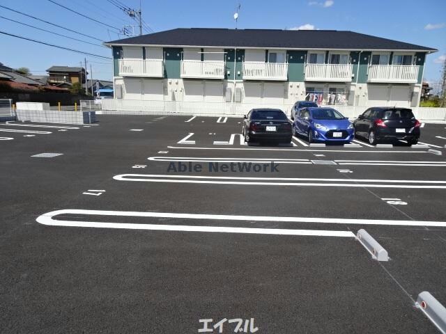 エオスパーラー影山の物件外観写真