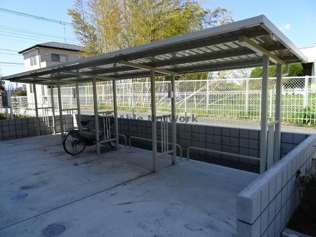 エオスパーラー影山の物件外観写真