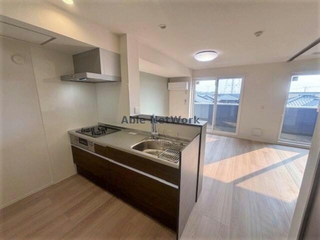 シャイングレイスの物件内観写真