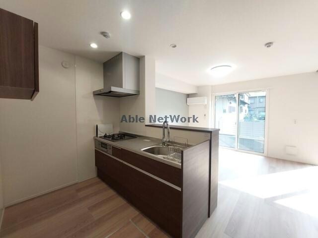 シャイングレイスの物件内観写真