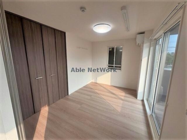 シャイングレイスの物件内観写真