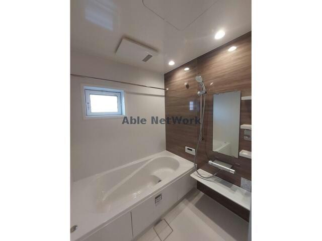 シャイングレイスの物件内観写真