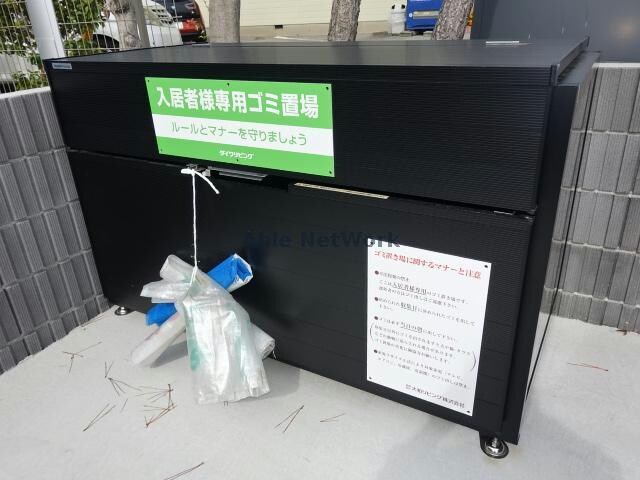 シャイングレイスの物件外観写真