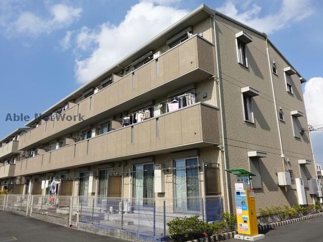 サンプットコートの物件外観写真