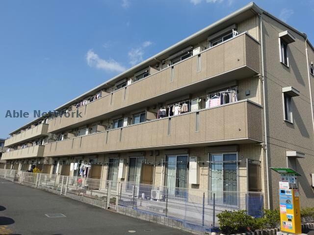 サンプットコートの物件外観写真