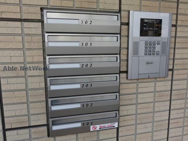 サンプットコートの物件外観写真