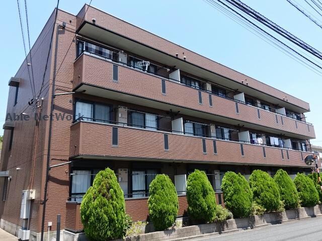 ロビンストリームの物件外観写真