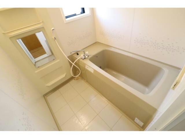 ロビンストリームの物件内観写真