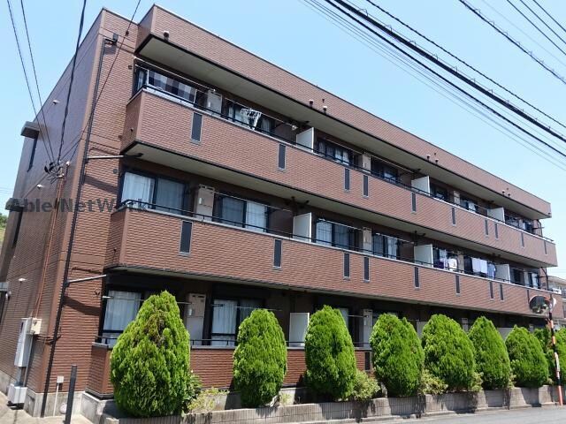 ロビンストリームの物件外観写真