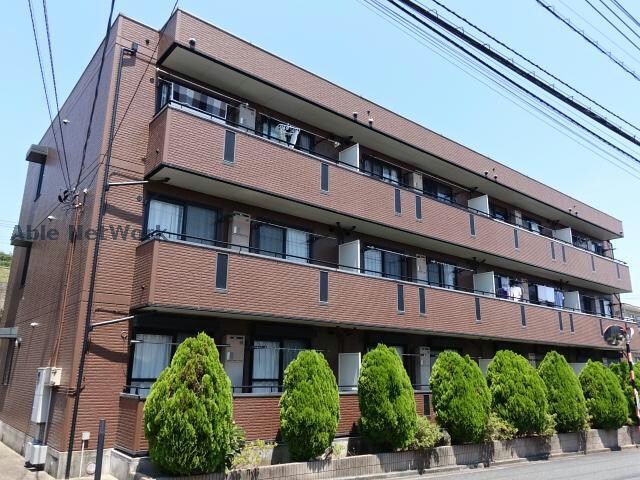 ロビンストリームの物件外観写真