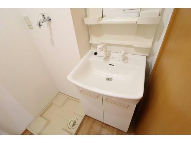 ロビンストリームの物件内観写真