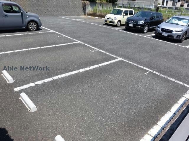 ロビンストリームの物件外観写真