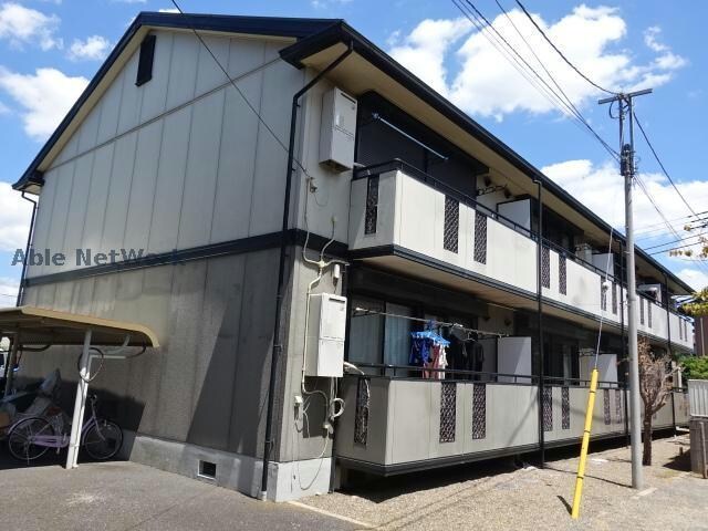 メイヒルズの物件外観写真