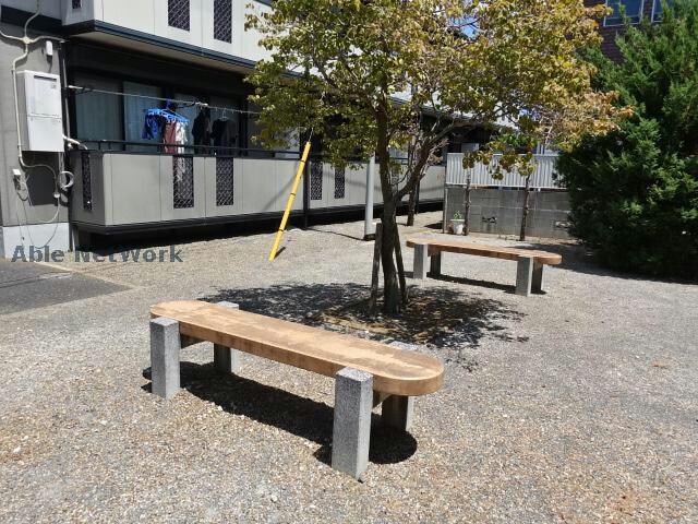 メイヒルズの物件外観写真