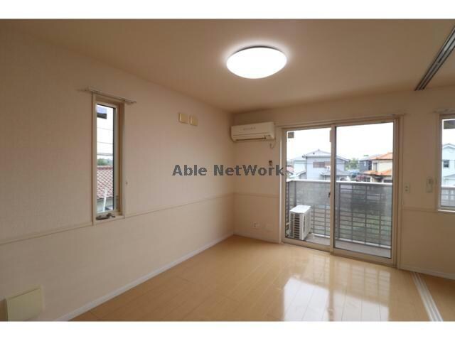 ピーノフォーリア弐番館の物件内観写真