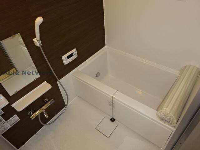 クレール林島の物件内観写真