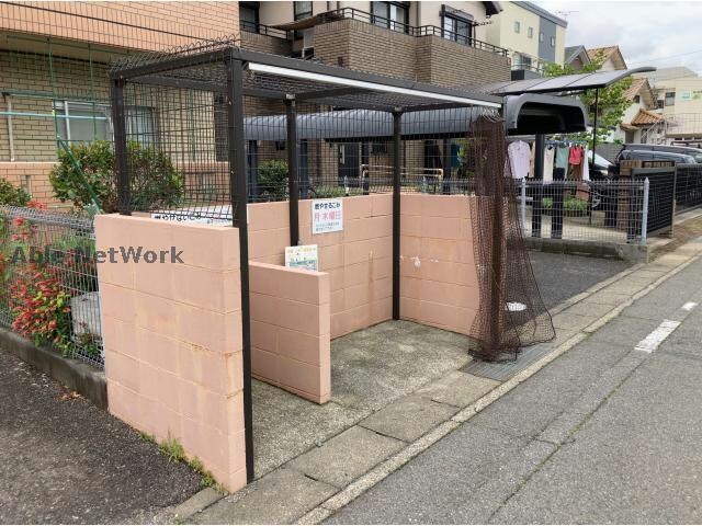 サンハイツ如意申の物件外観写真